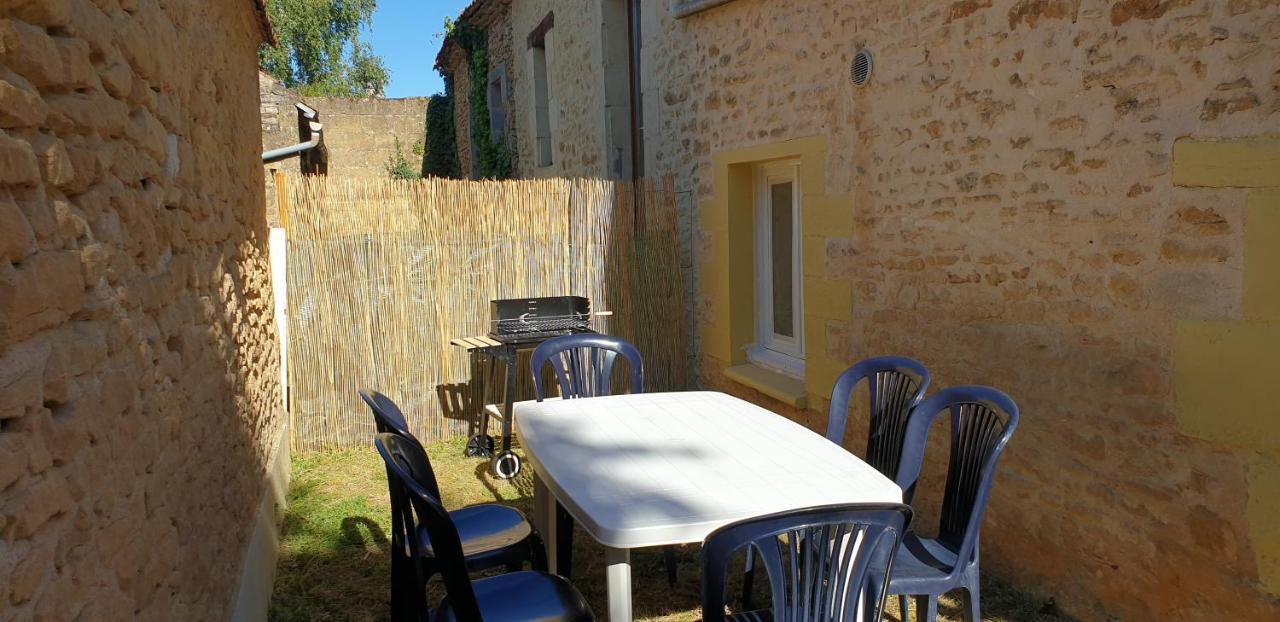 Petite Maison En Pierre Au Coeur Du Perigord Noir Proche De Sarlat Et Rocamadour Salignac Eyvigues Exteriér fotografie